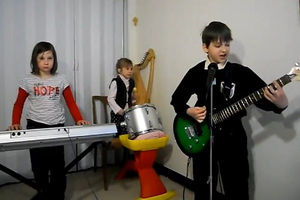 Children-Medieval-Band